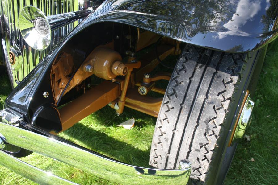  Chrysler CG Imperial Convertible Victoria by Waterhouse 1931 года  (фото 15 из 33)